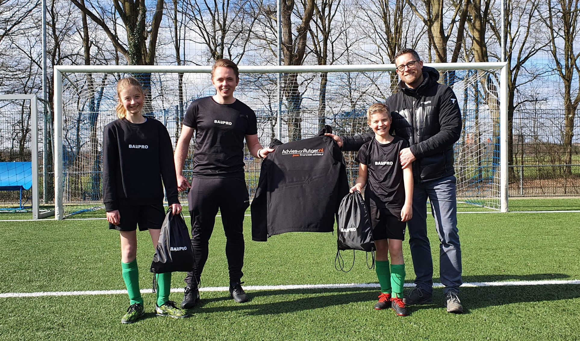 Balpro advies van Rutger sponsor foto Goud pakket Wageningen Voetbalschool Wageningen Bennekom